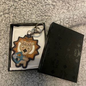 MCM leo lion key chain new with box